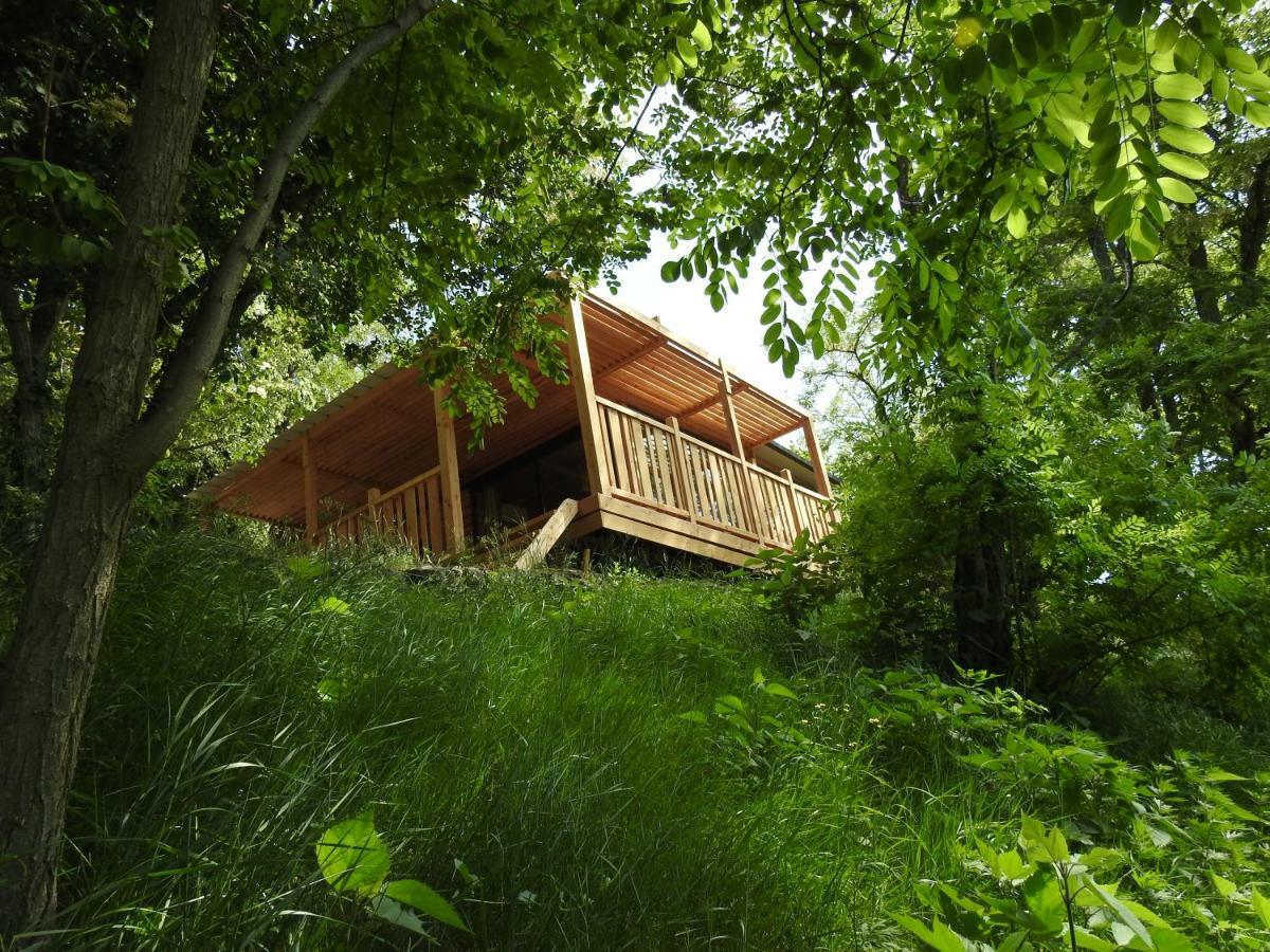 Camping Les Lavandes Darbres Exterior foto